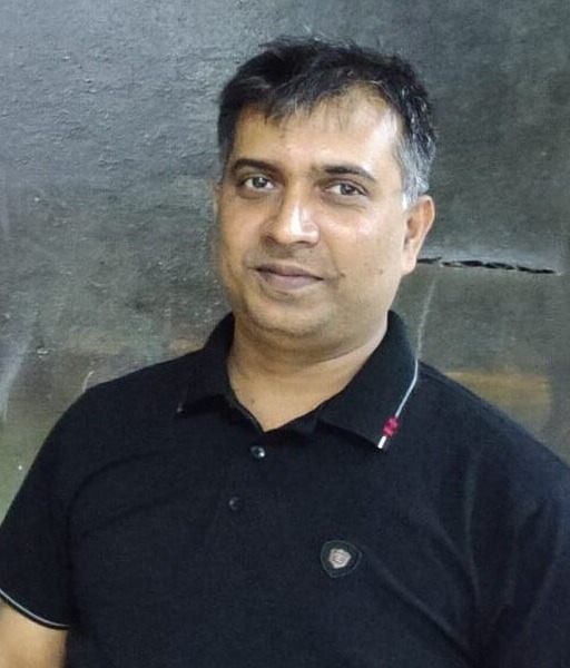 Azad speaking at a tech seminar